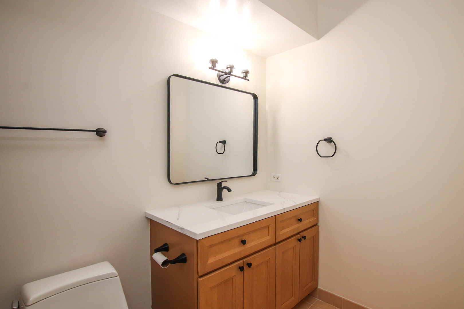 512 N Mcclurg Court Unit: 3103