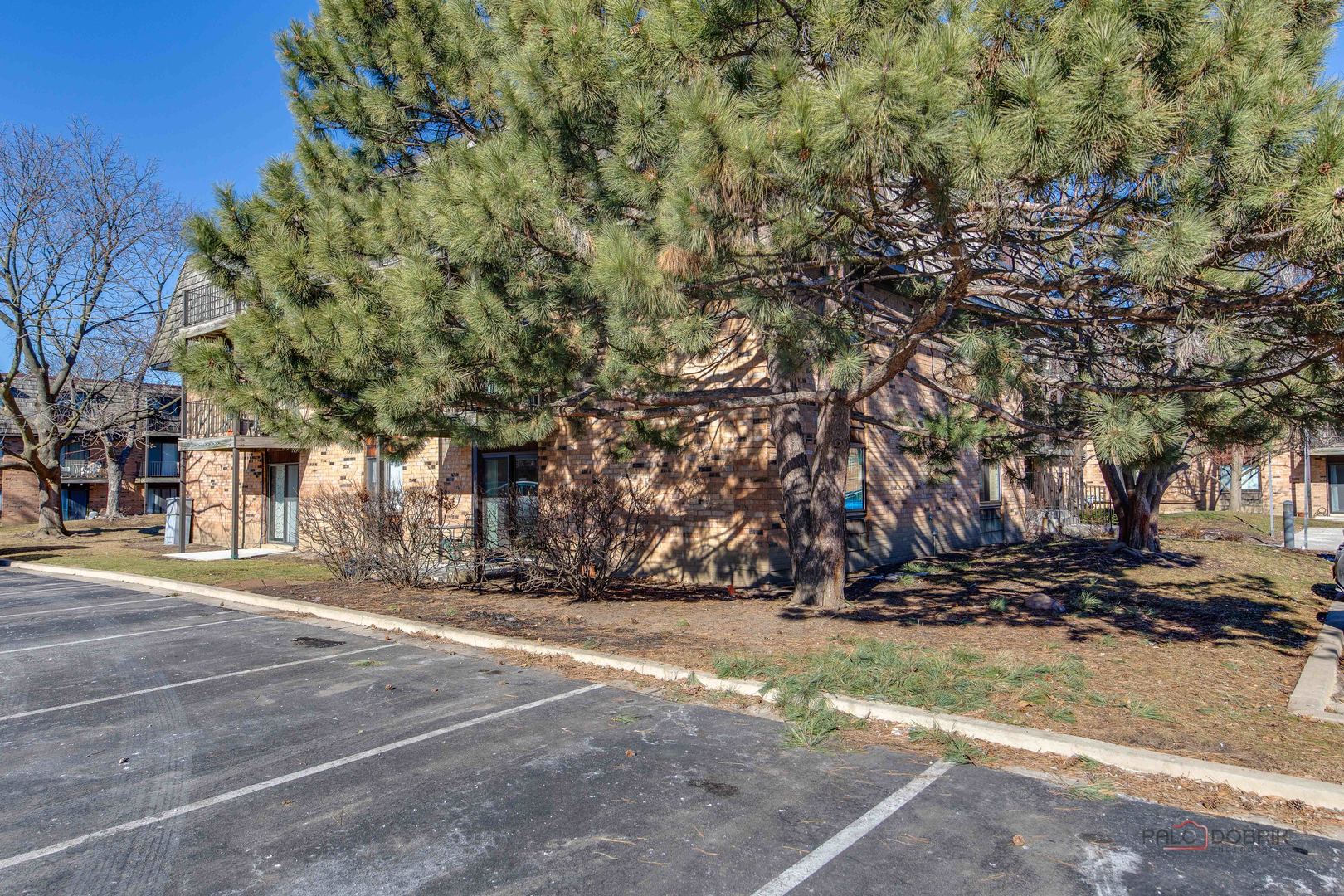9 Oak Creek Drive Unit: 1903