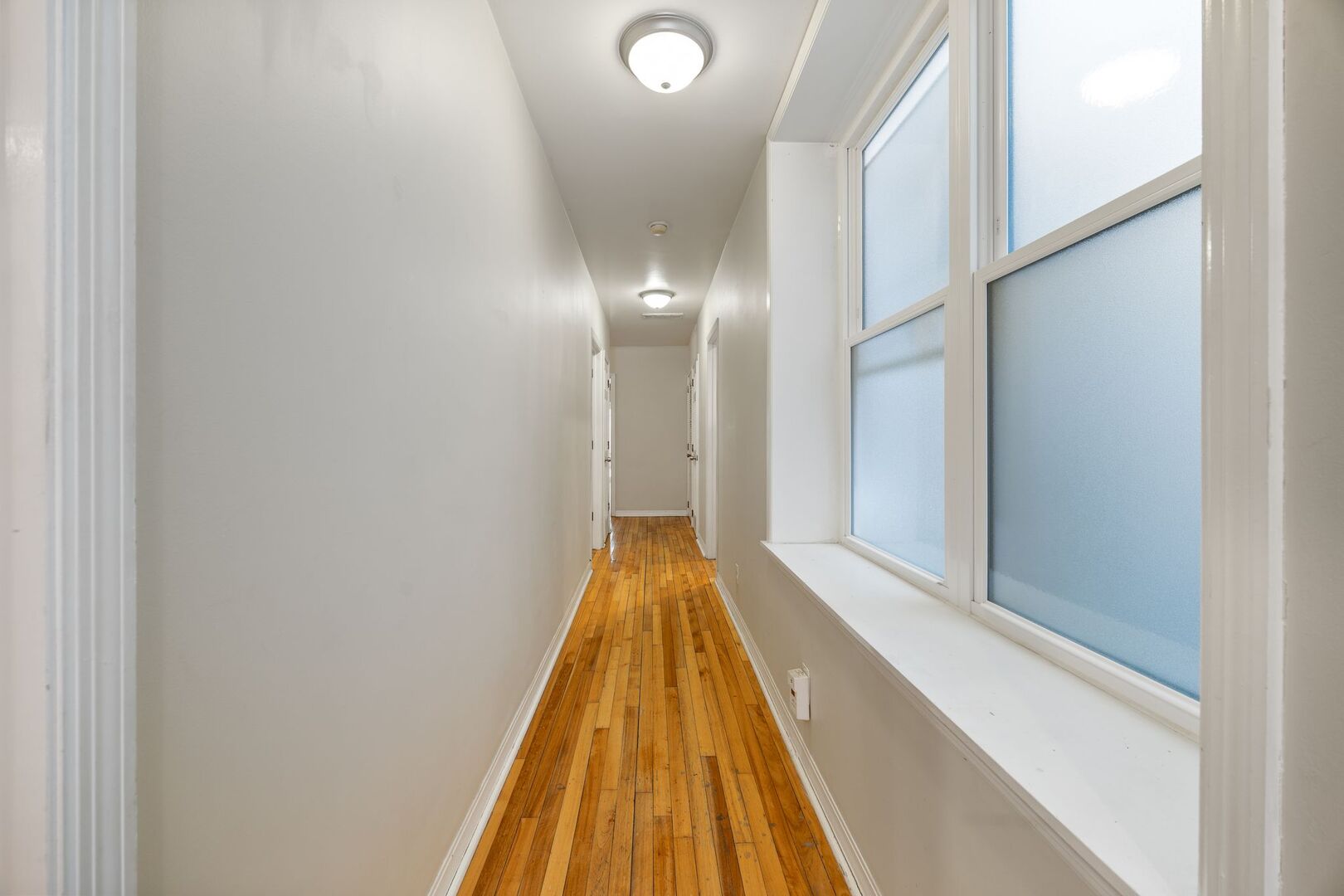 2321 N MILWAUKEE Avenue Unit: 3