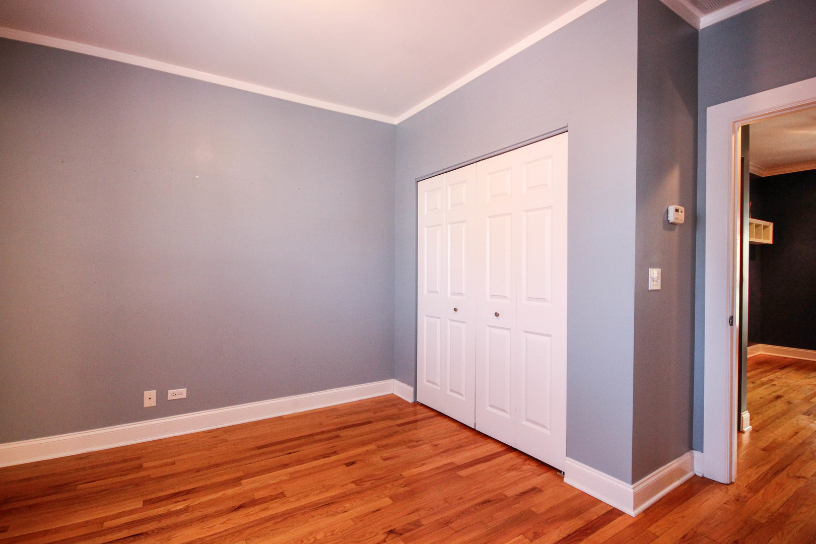 2237.5 N Lincoln Avenue Unit: 2B