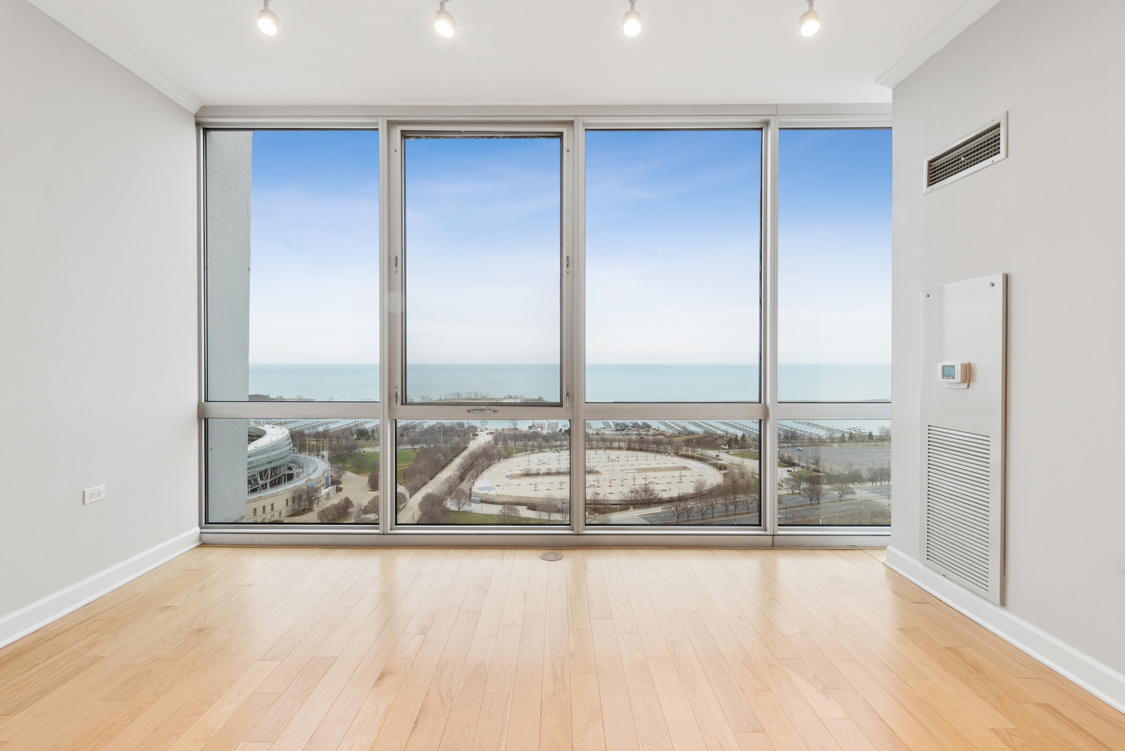 1629 S Prairie Avenue Unit: 2802