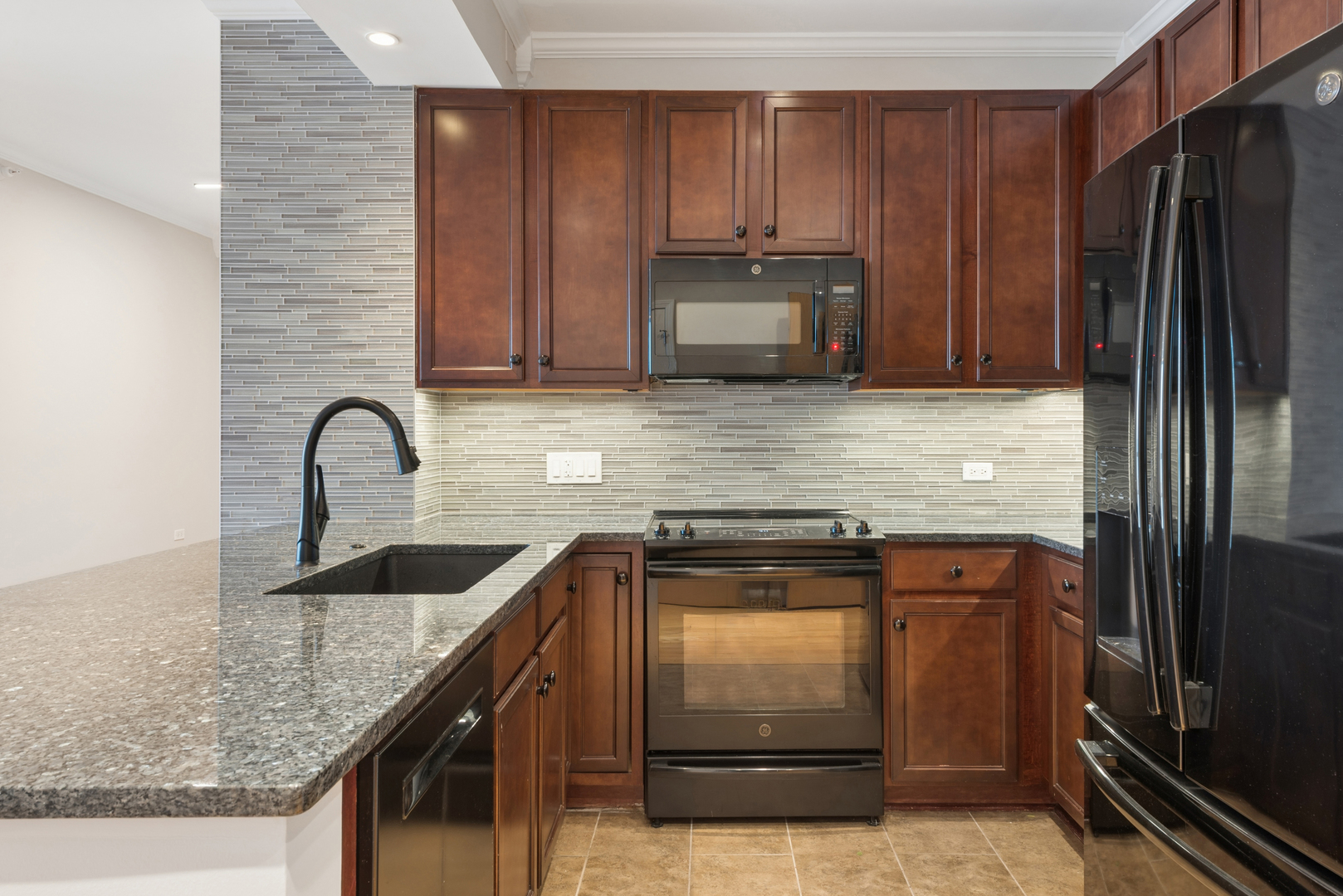1629 S Prairie Avenue Unit: 2802