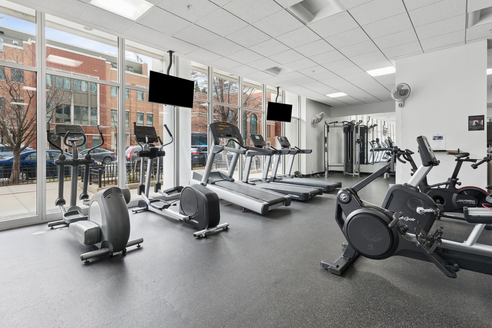 1629 S Prairie Avenue Unit: 2802