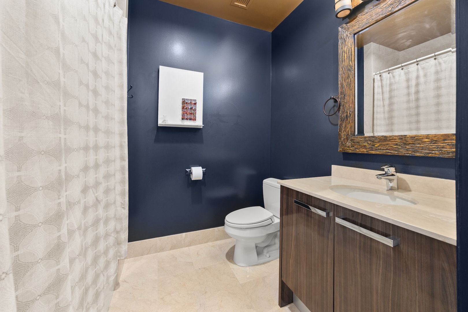 10 E Delaware Street Unit: 27E