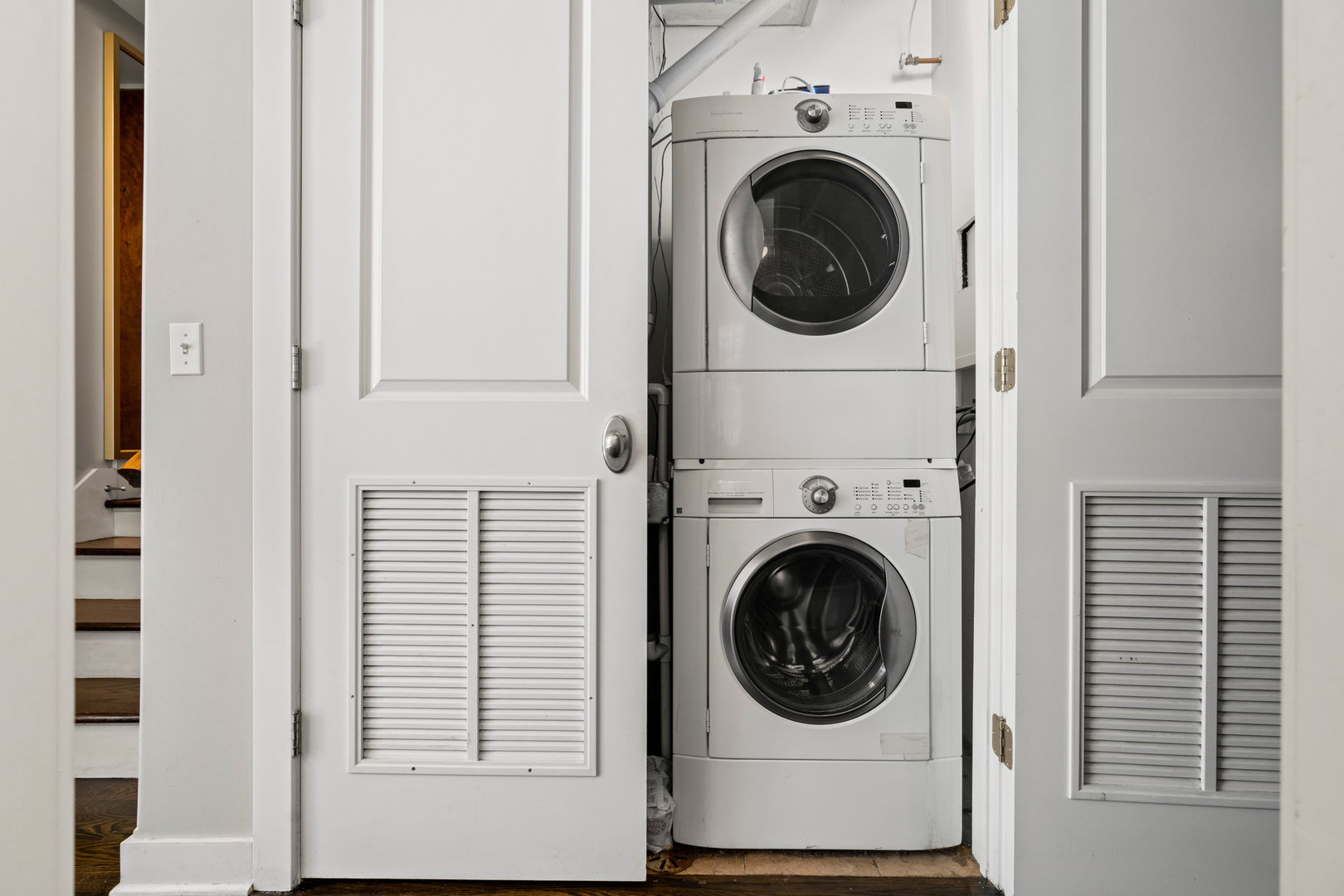 1525 N Claremont Avenue Unit: 1A