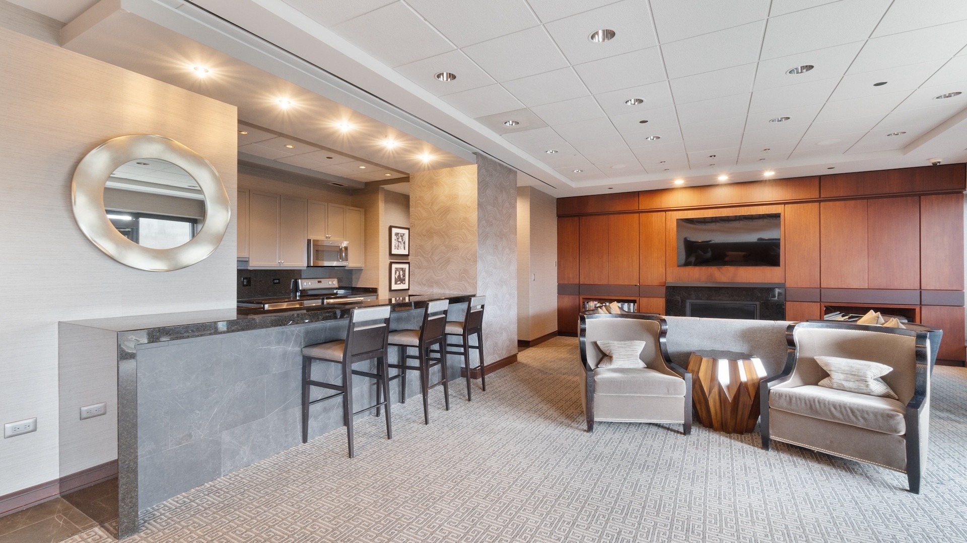 130 N Garland Court Unit: 3102