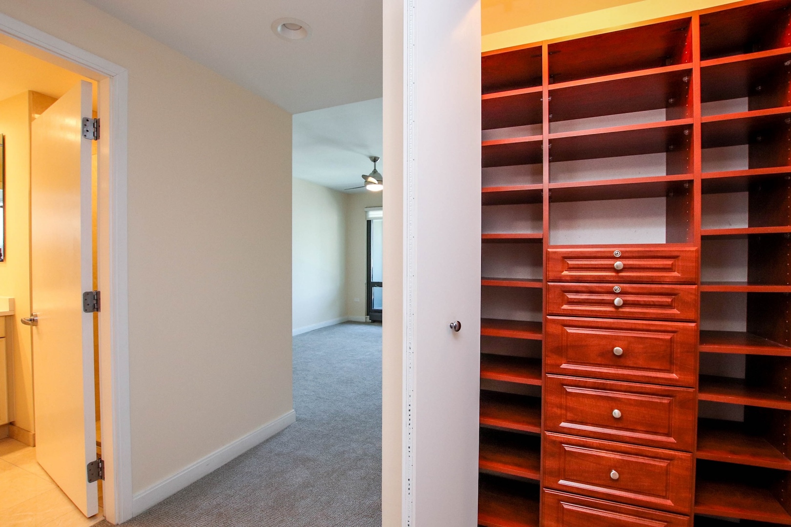 130 N Garland Court Unit: 3102