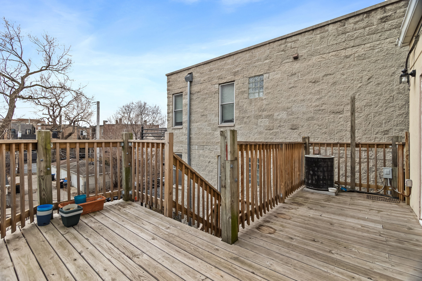 2247 W MONROE Street Unit: 3