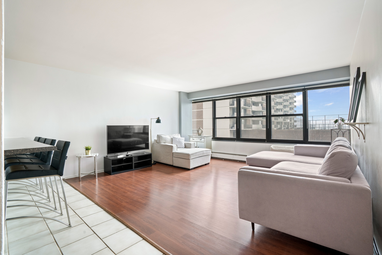 6030 N Sheridan Road Unit: 508