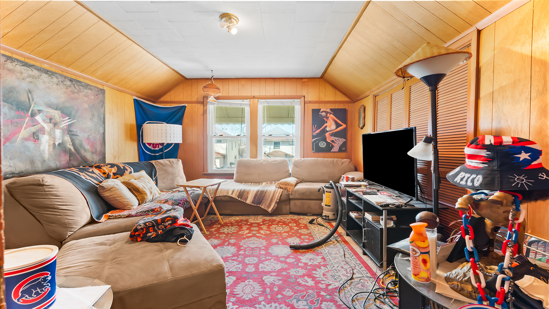 4541 N HARDING Avenue