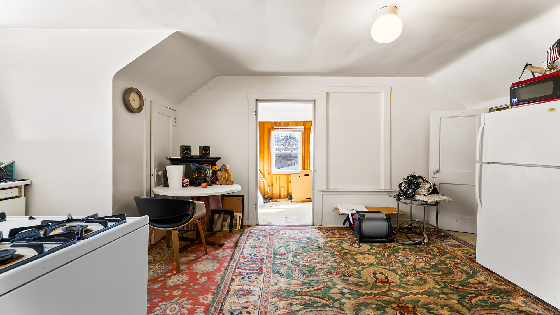 4541 N HARDING Avenue