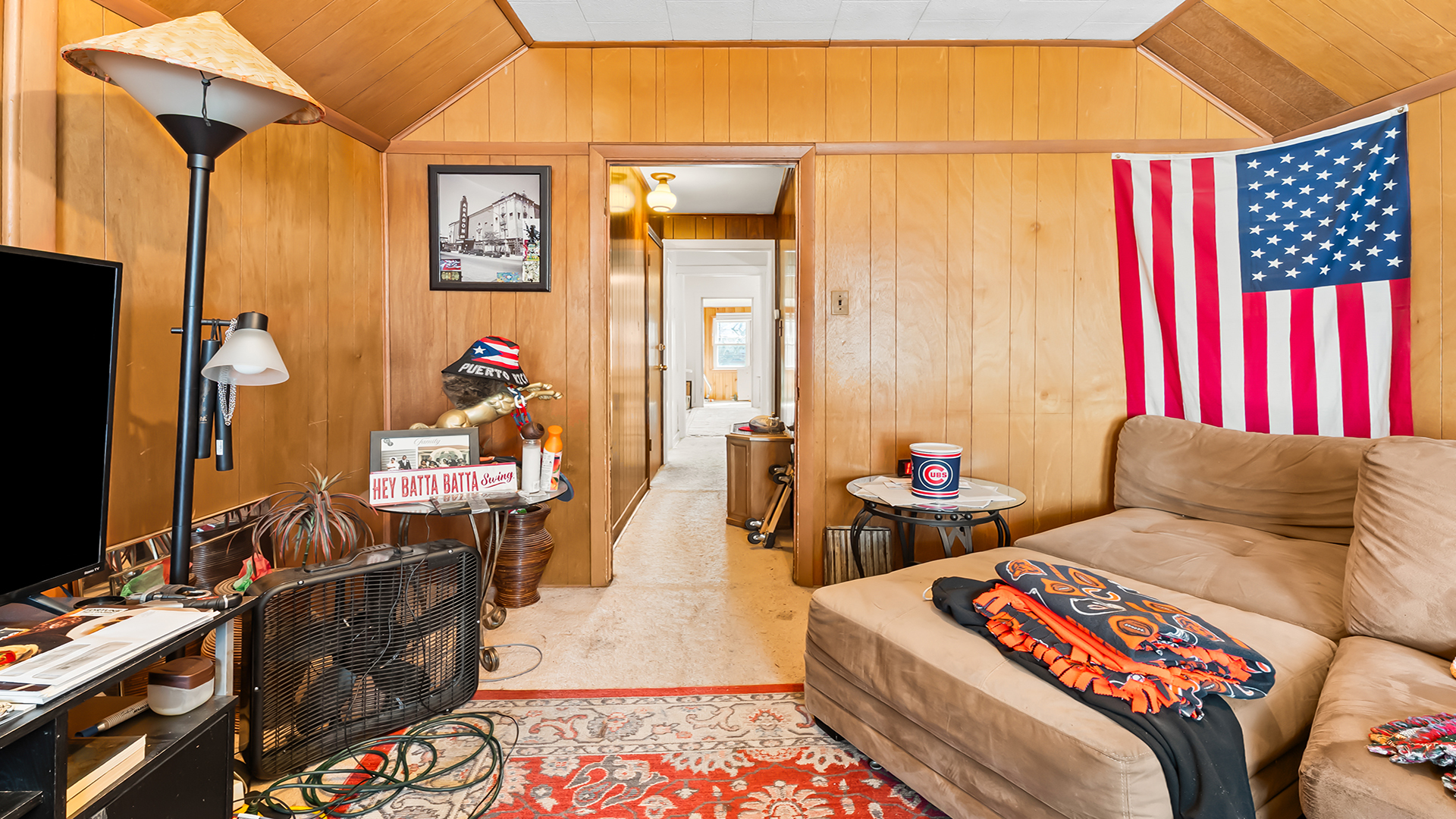 4541 N HARDING Avenue