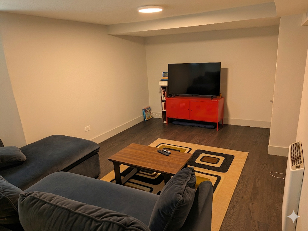 744 W California Terrace Unit: 1
