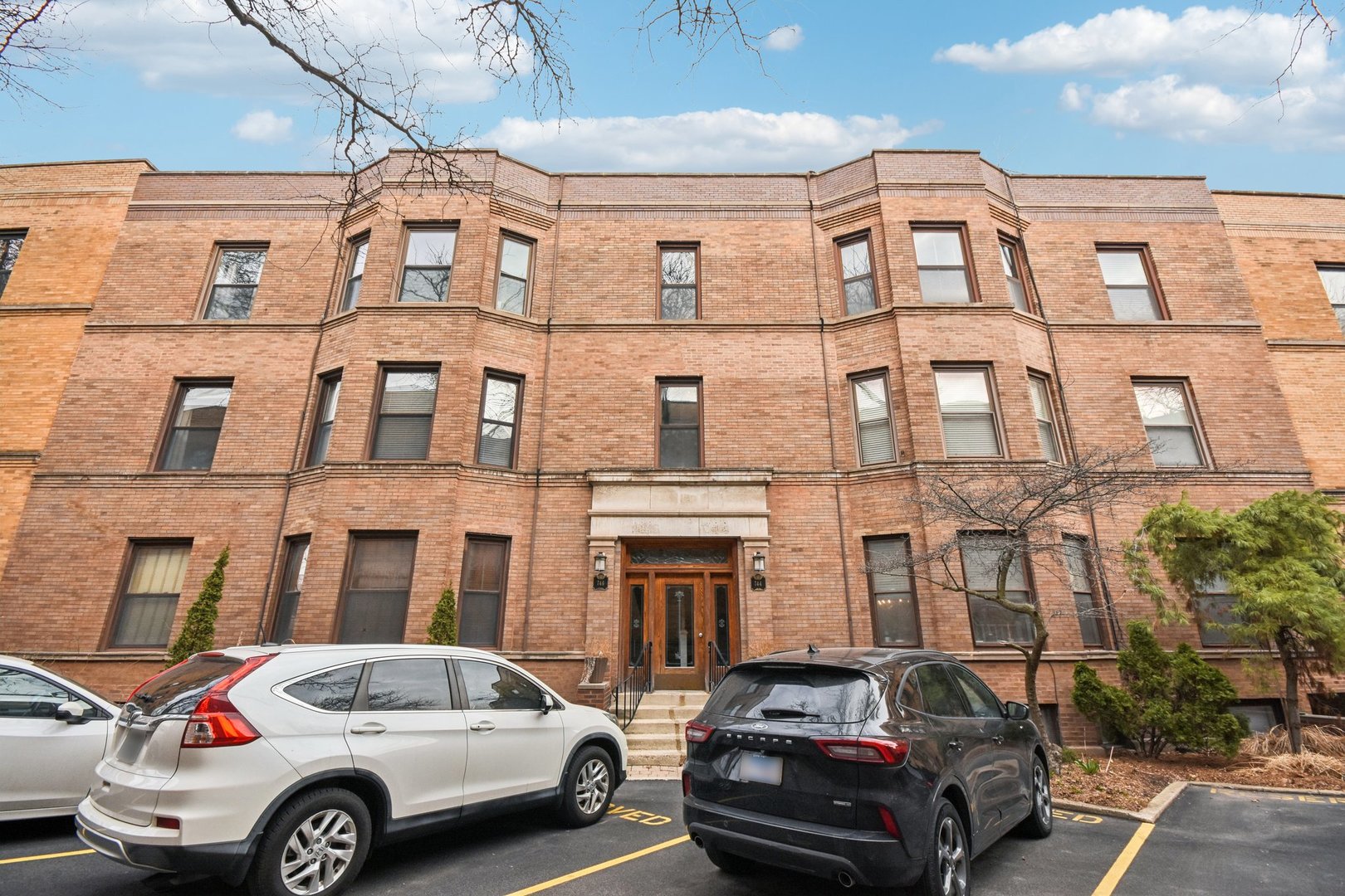 744 W California Terrace Unit: 1