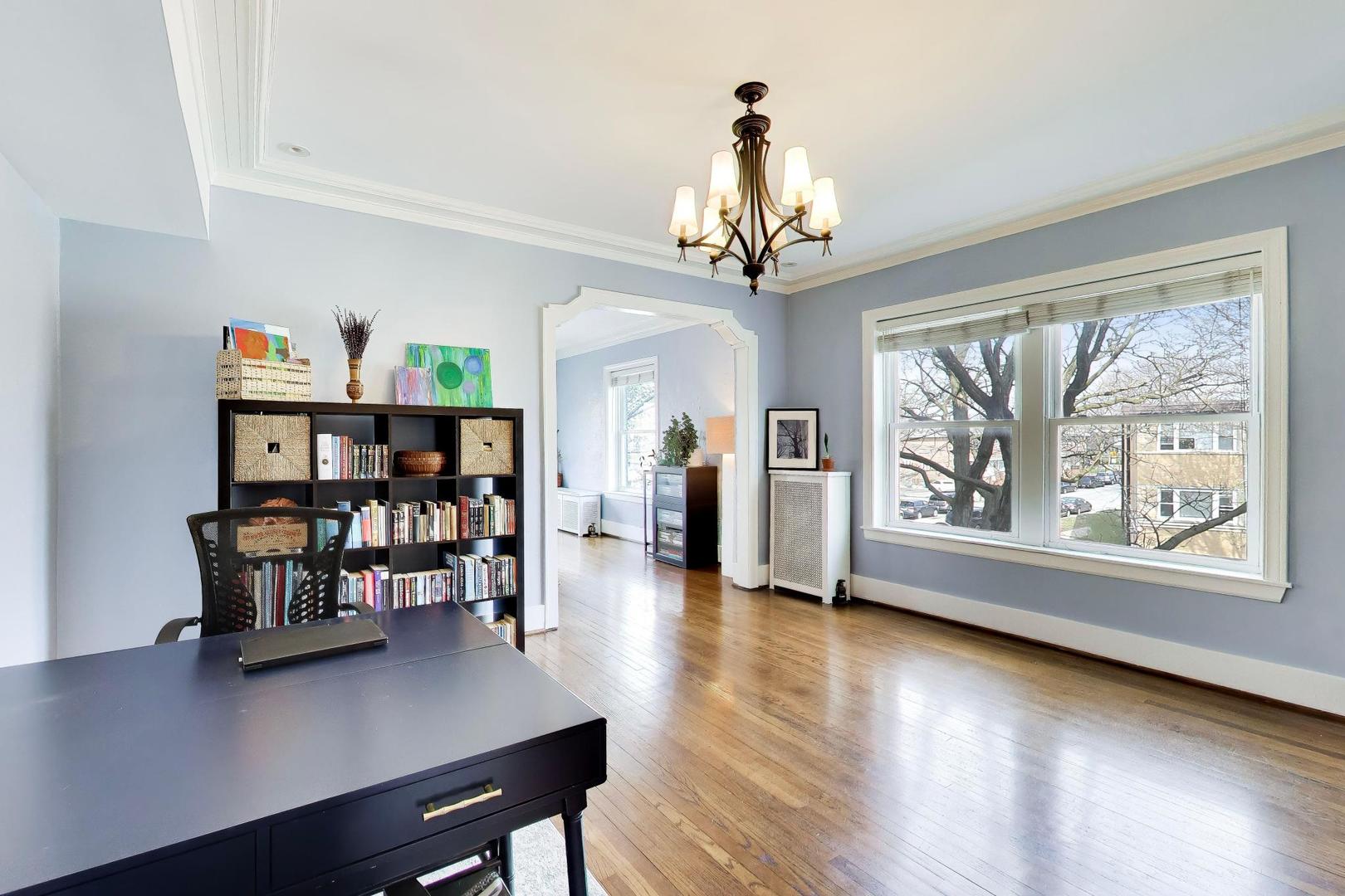 2041 W FARWELL Avenue Unit: 2E