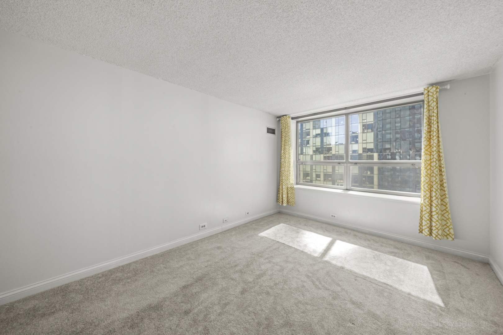 474 N Lake Shore Drive Unit: 2703