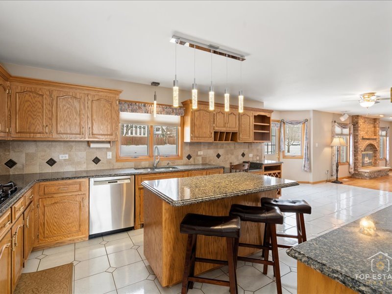 13124 W Beaver Lake Drive
