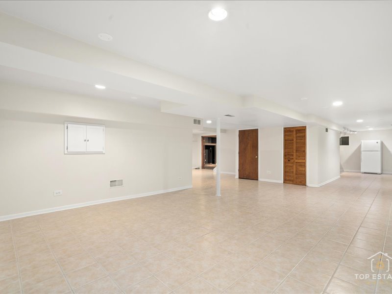13124 W Beaver Lake Drive