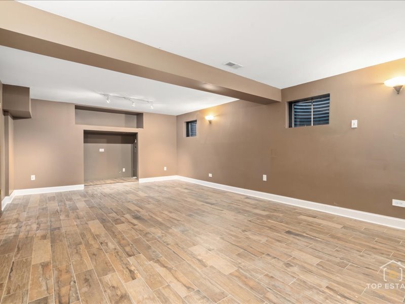 13124 W Beaver Lake Drive