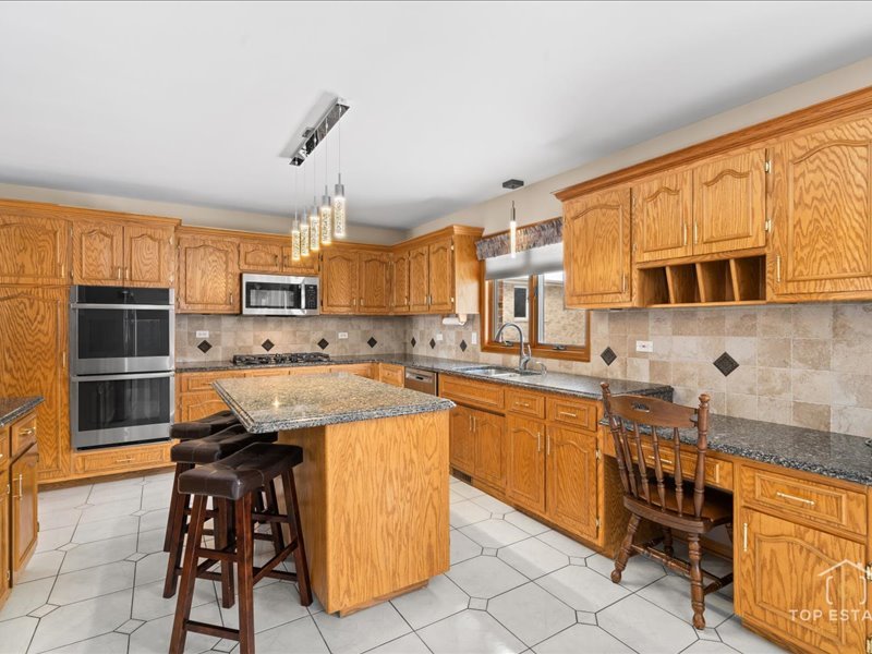 13124 W Beaver Lake Drive