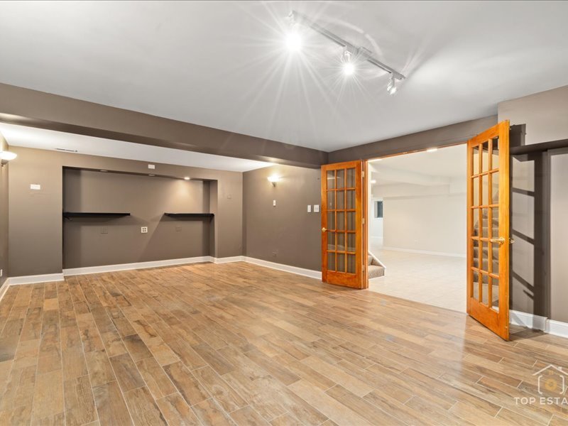 13124 W Beaver Lake Drive