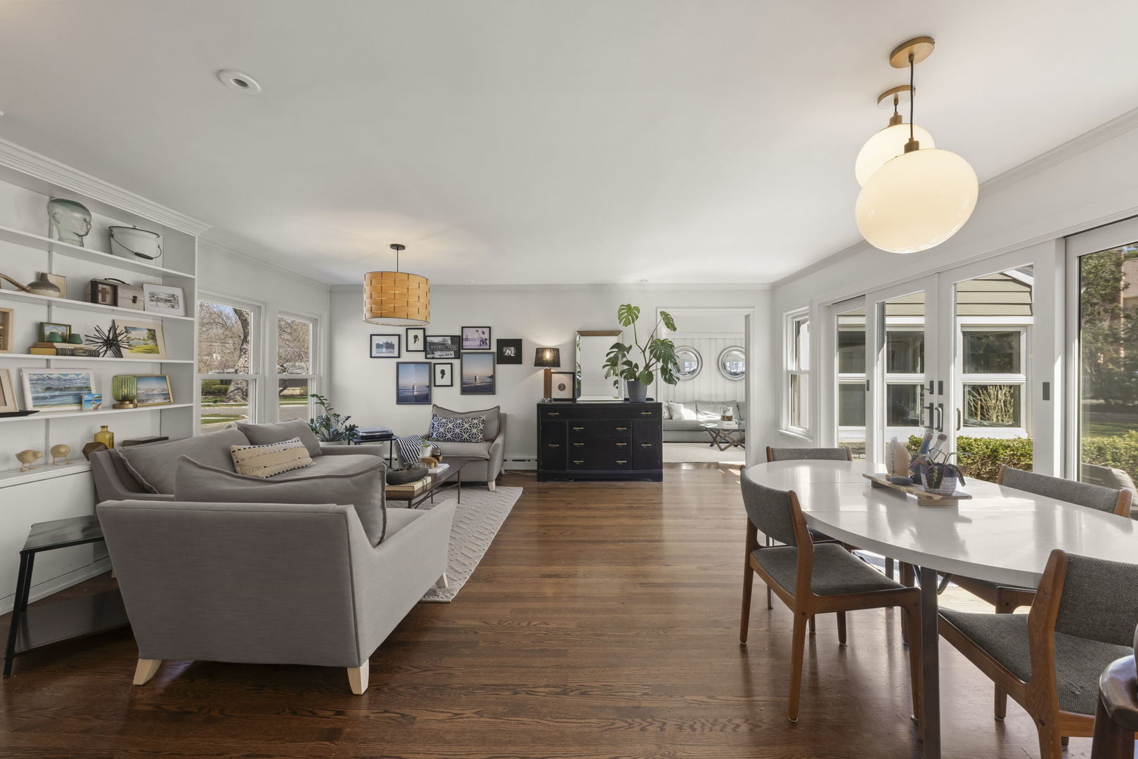 255 CREST Road