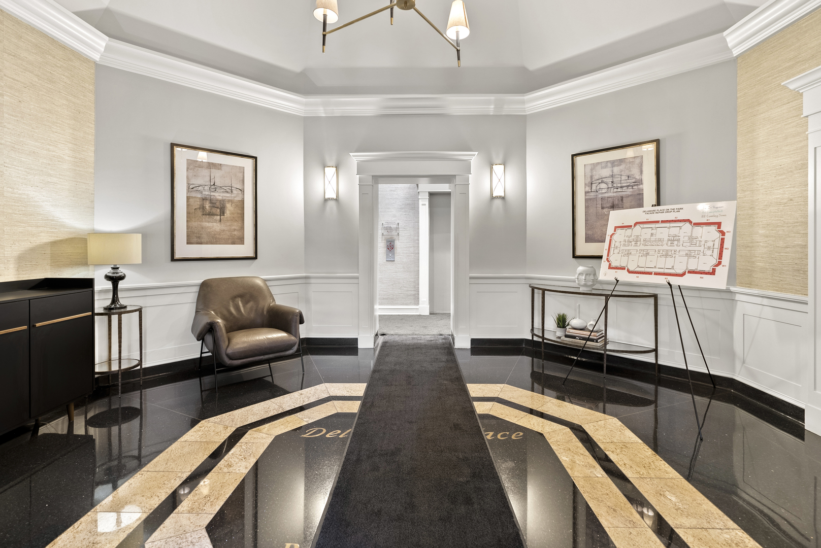 33 W Delaware Place Unit: 17H