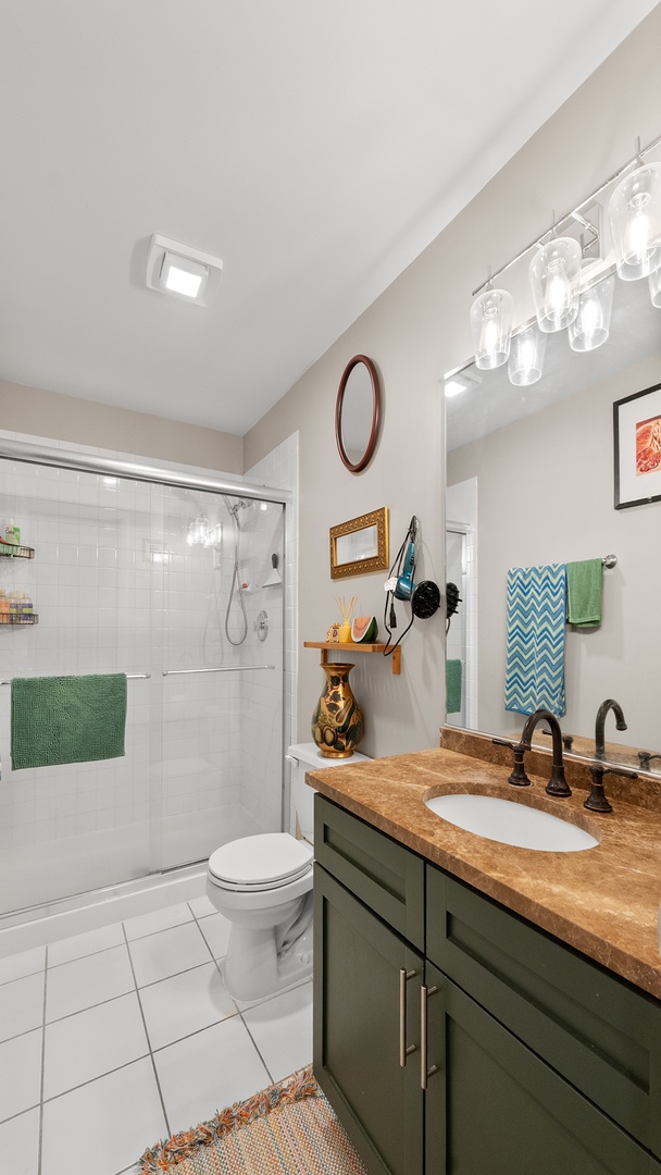 2524 W Bloomingdale Avenue Unit: B