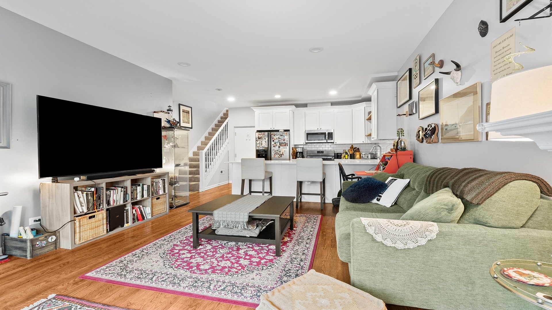 2524 W Bloomingdale Avenue Unit: B