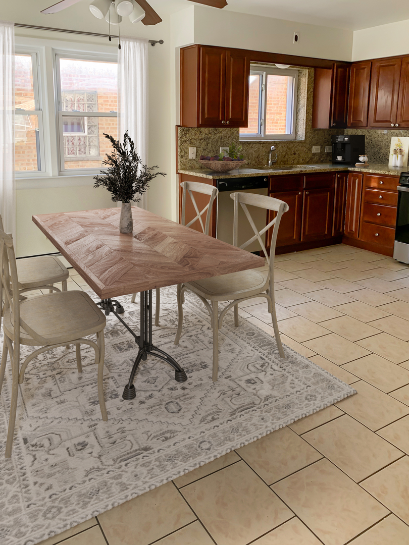 2245 Des Plaines Avenue Unit: A