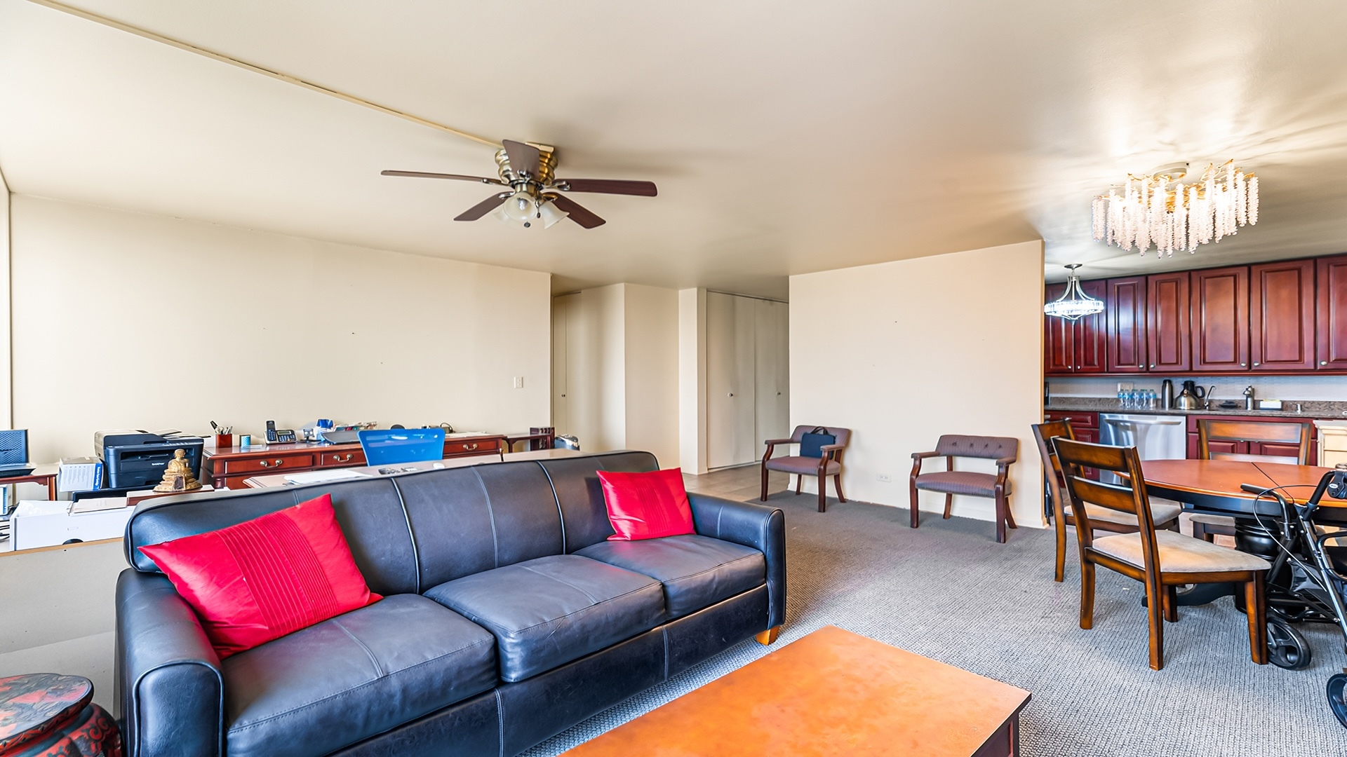 5455 N SHERIDAN Road Unit: 3306