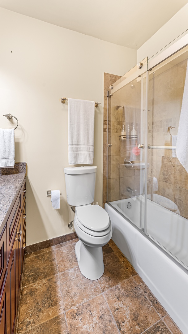 5455 N SHERIDAN Road Unit: 3306