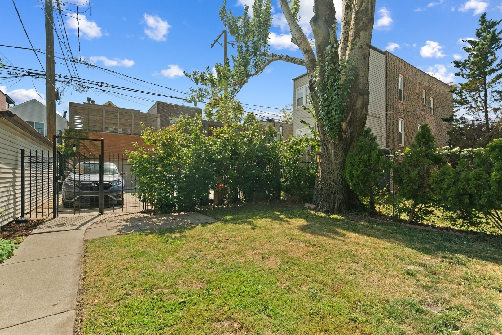 1849 W Superior Street Unit: 1