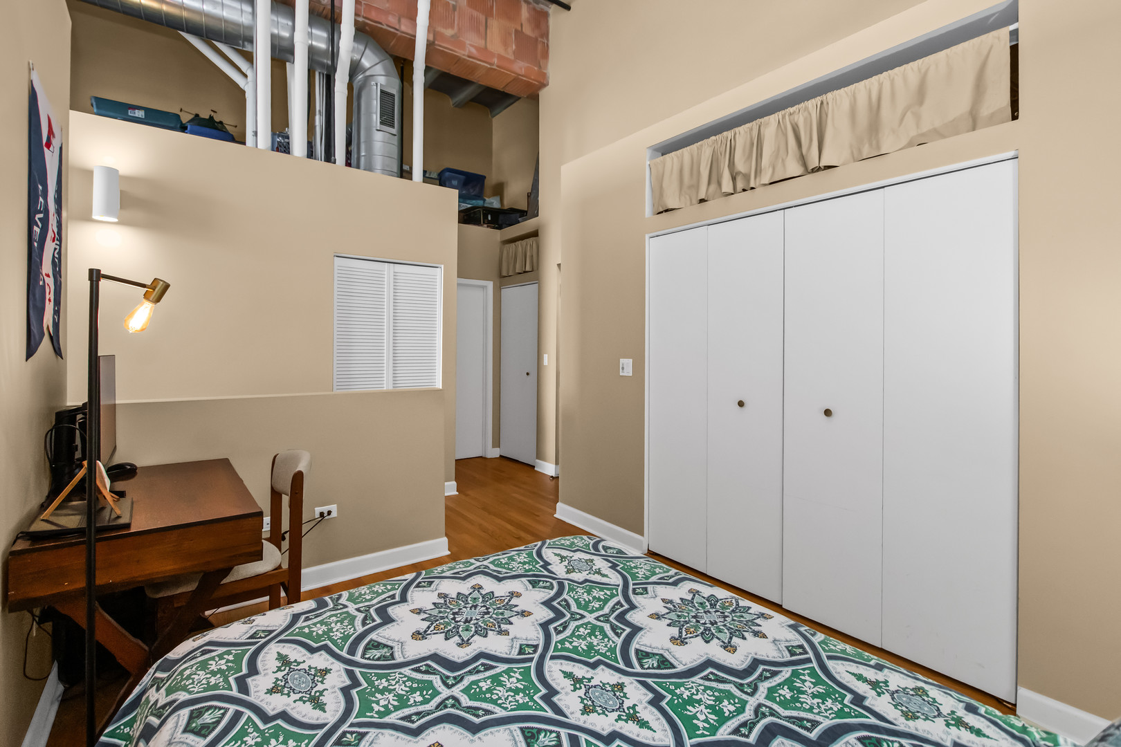 2545 S Dearborn Street Unit: 705