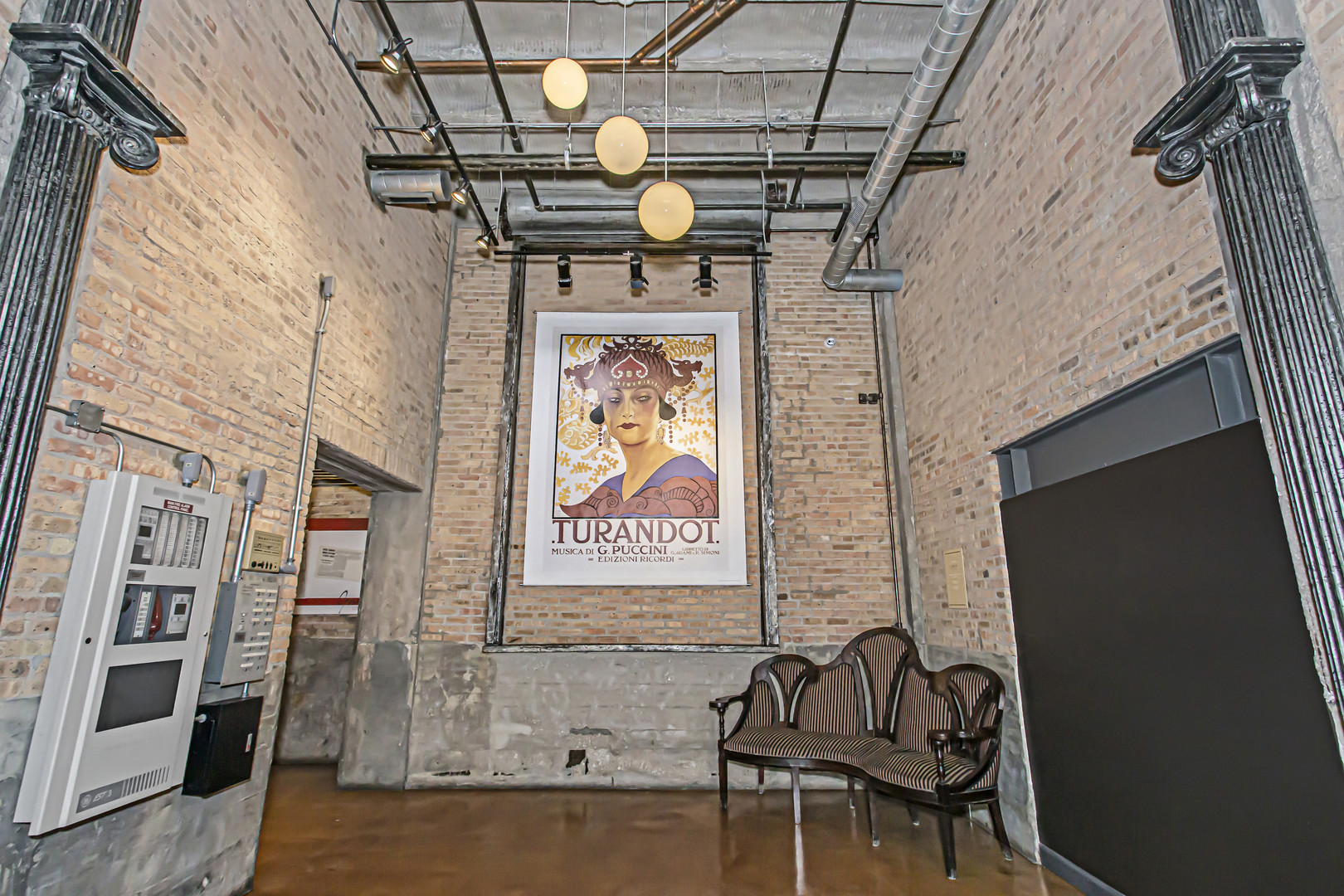 2545 S Dearborn Street Unit: 705