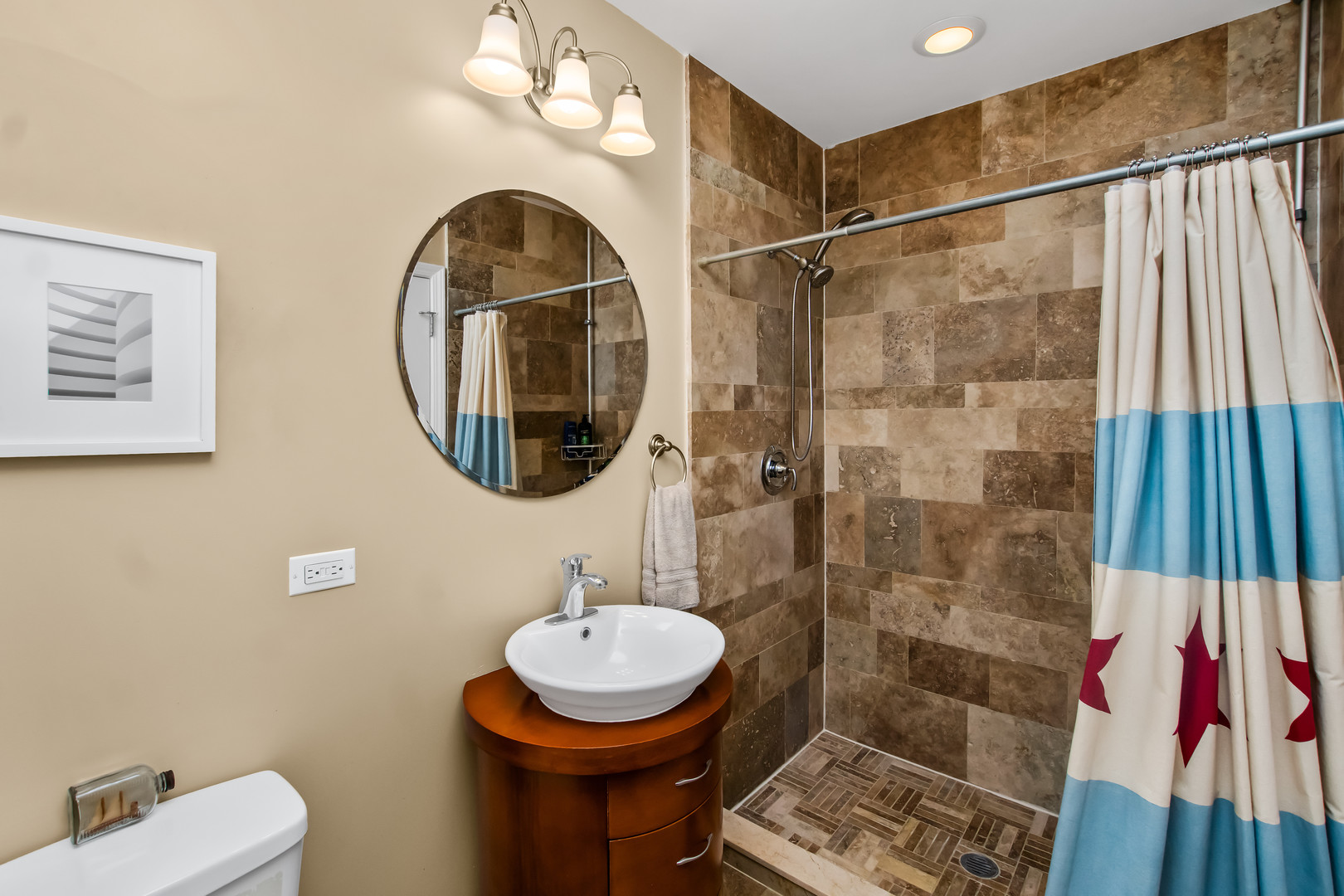 2545 S Dearborn Street Unit: 705