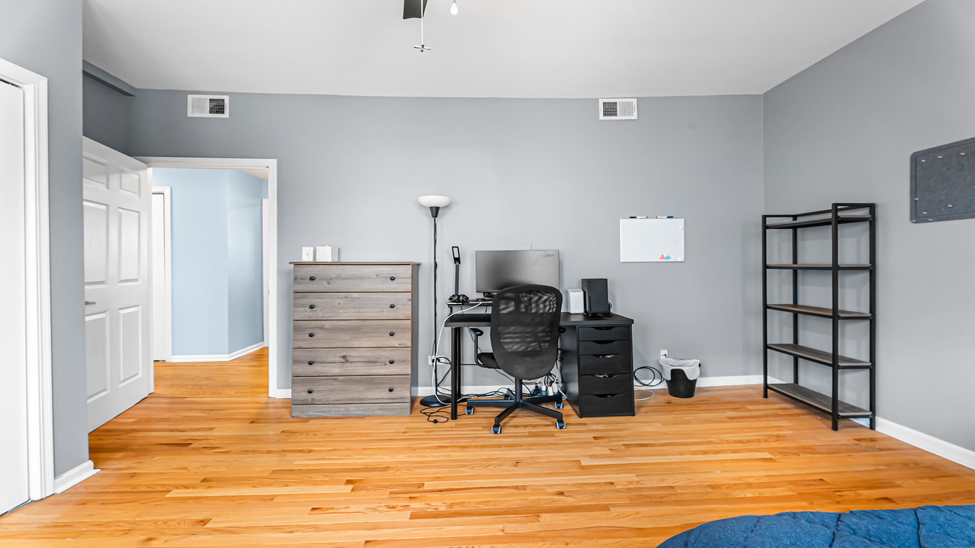 39 N Paulina Street Unit: 2
