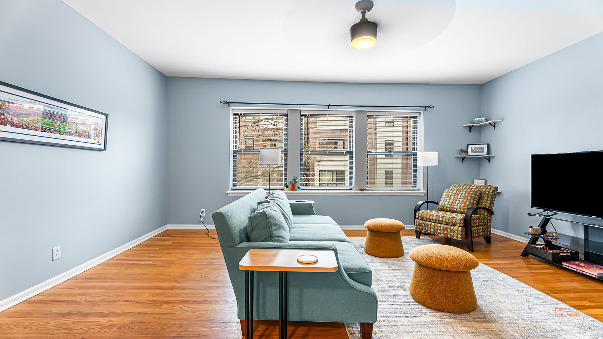 39 N Paulina Street Unit: 2