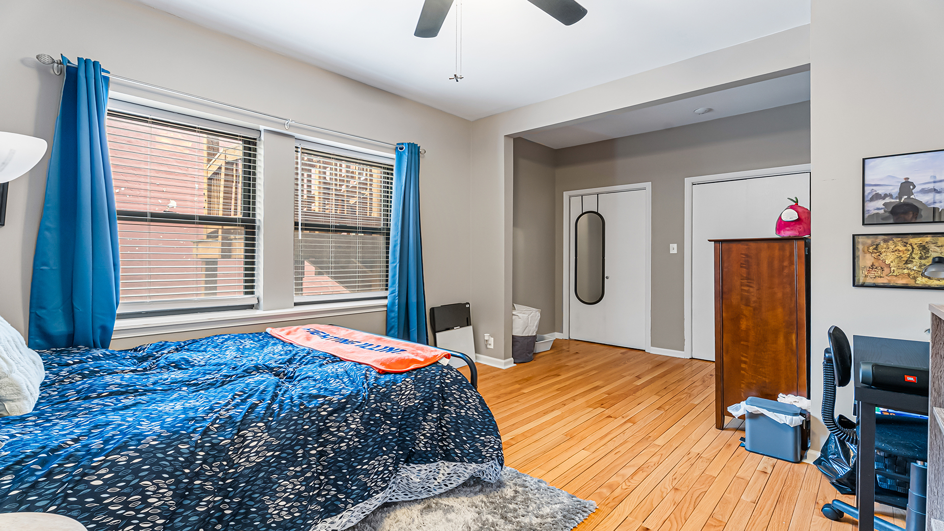39 N Paulina Street Unit: 2