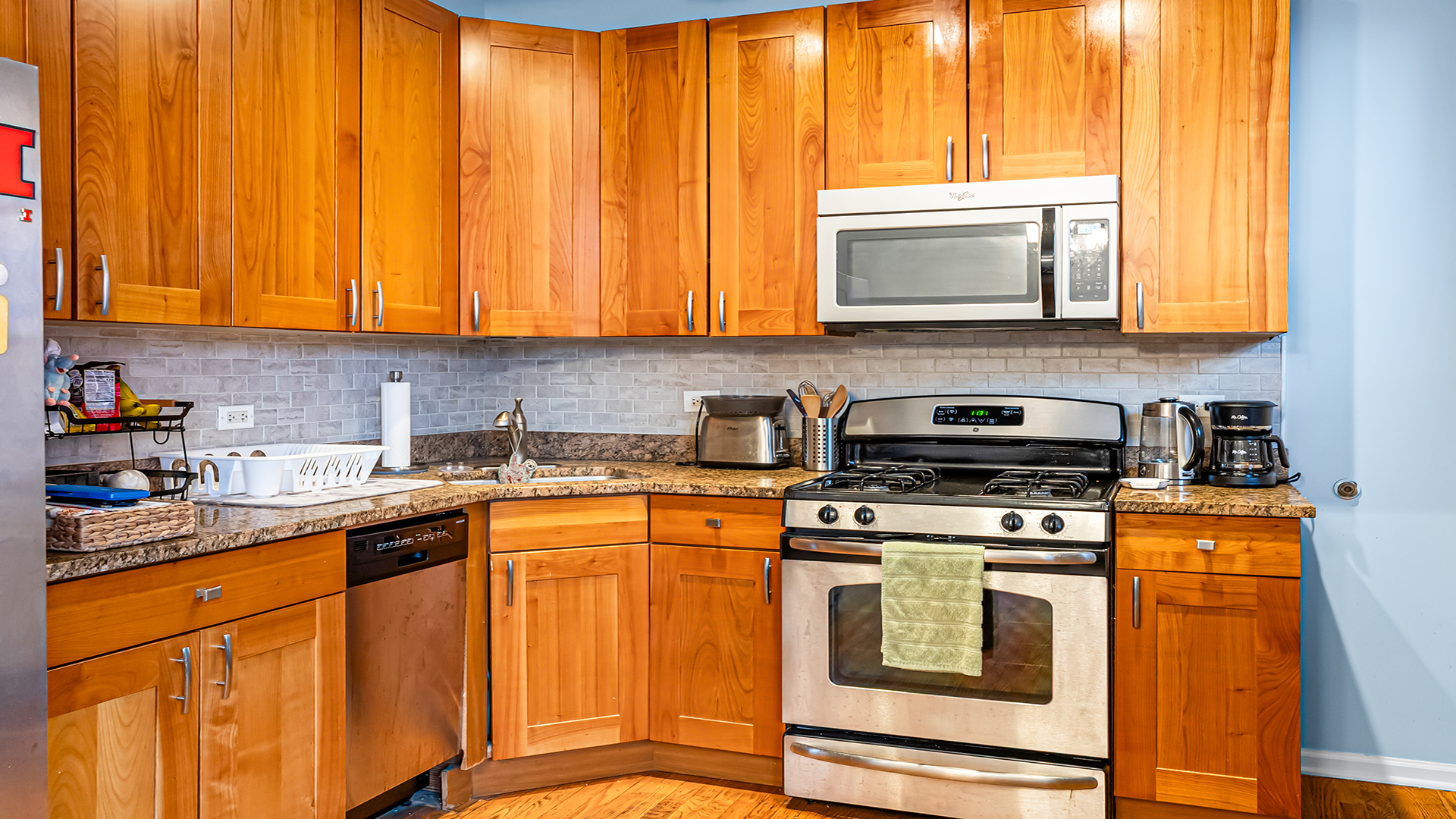 39 N Paulina Street Unit: 2