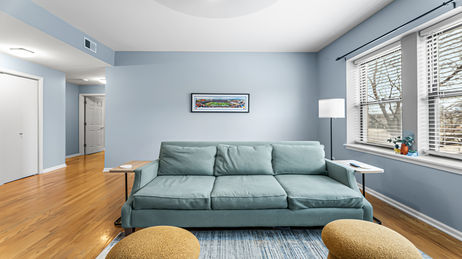 39 N Paulina Street Unit: 2