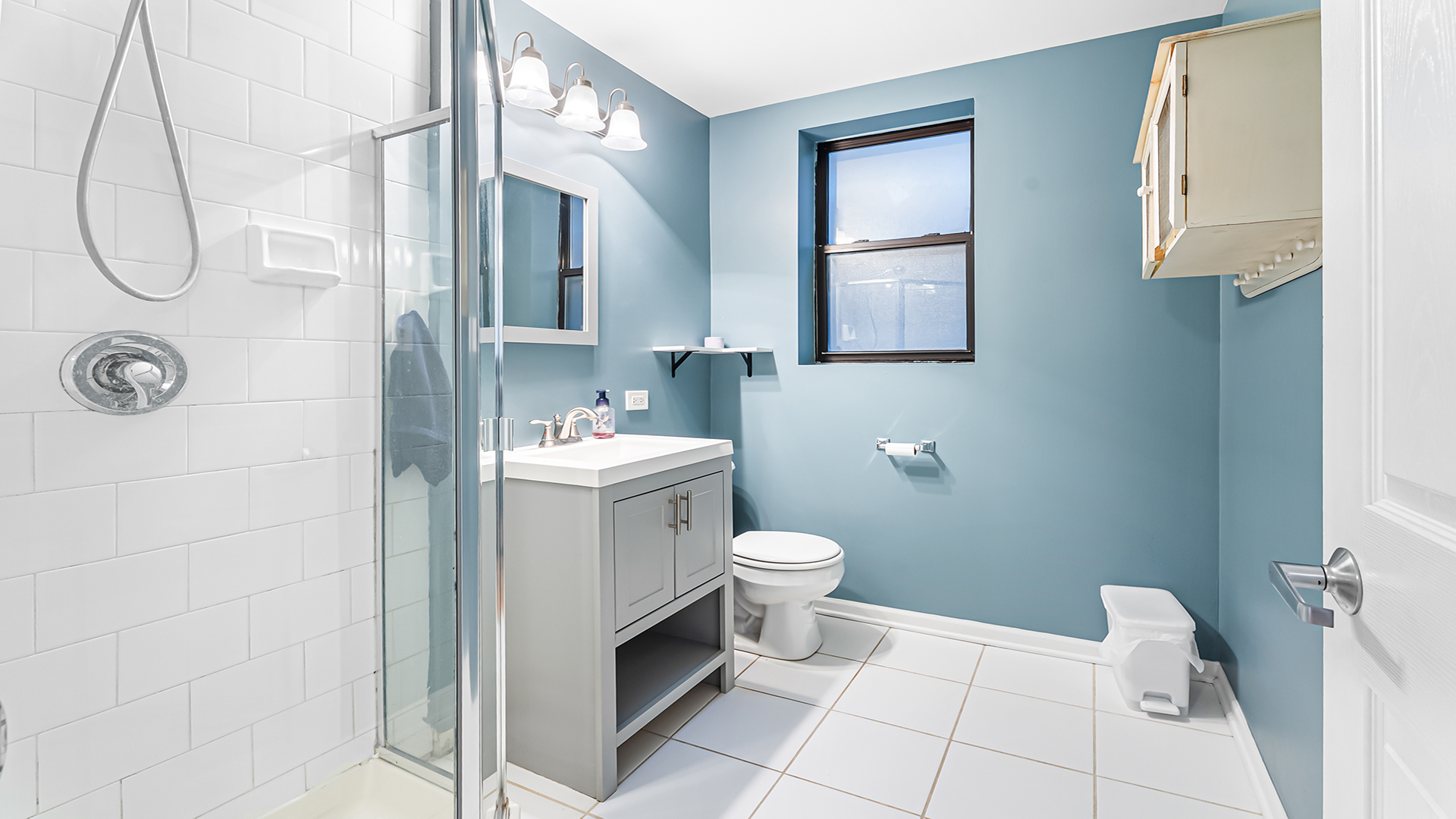 39 N Paulina Street Unit: 2
