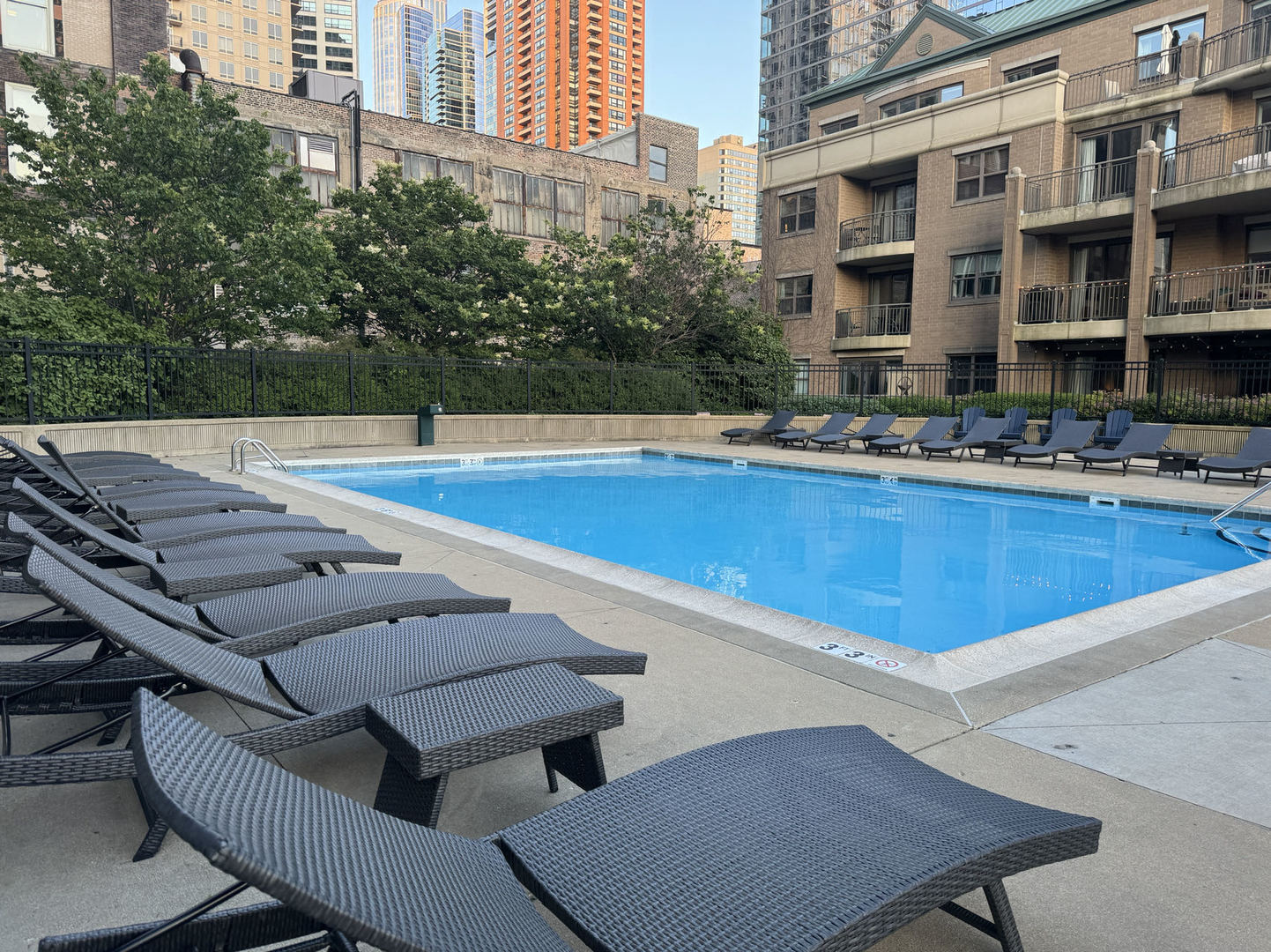 1101 S STATE Street Unit: 1406