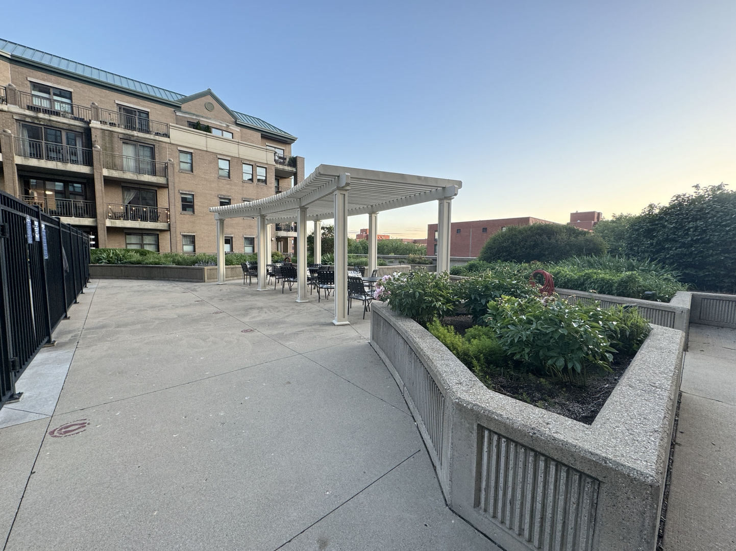 1101 S STATE Street Unit: 1406
