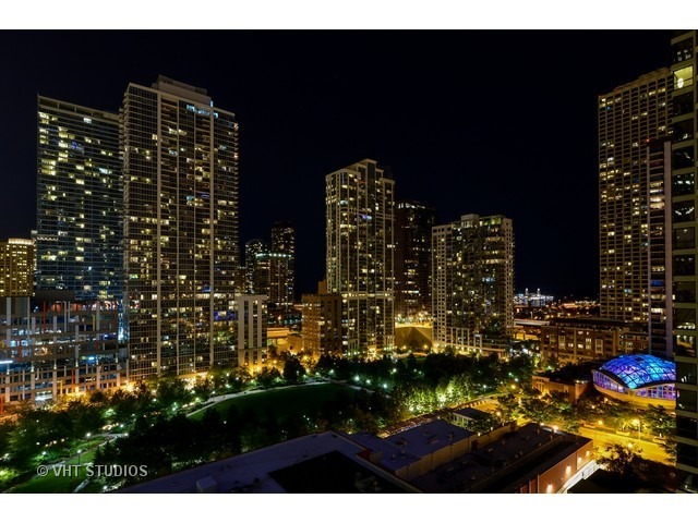 340 E Randolph Street Unit: 906