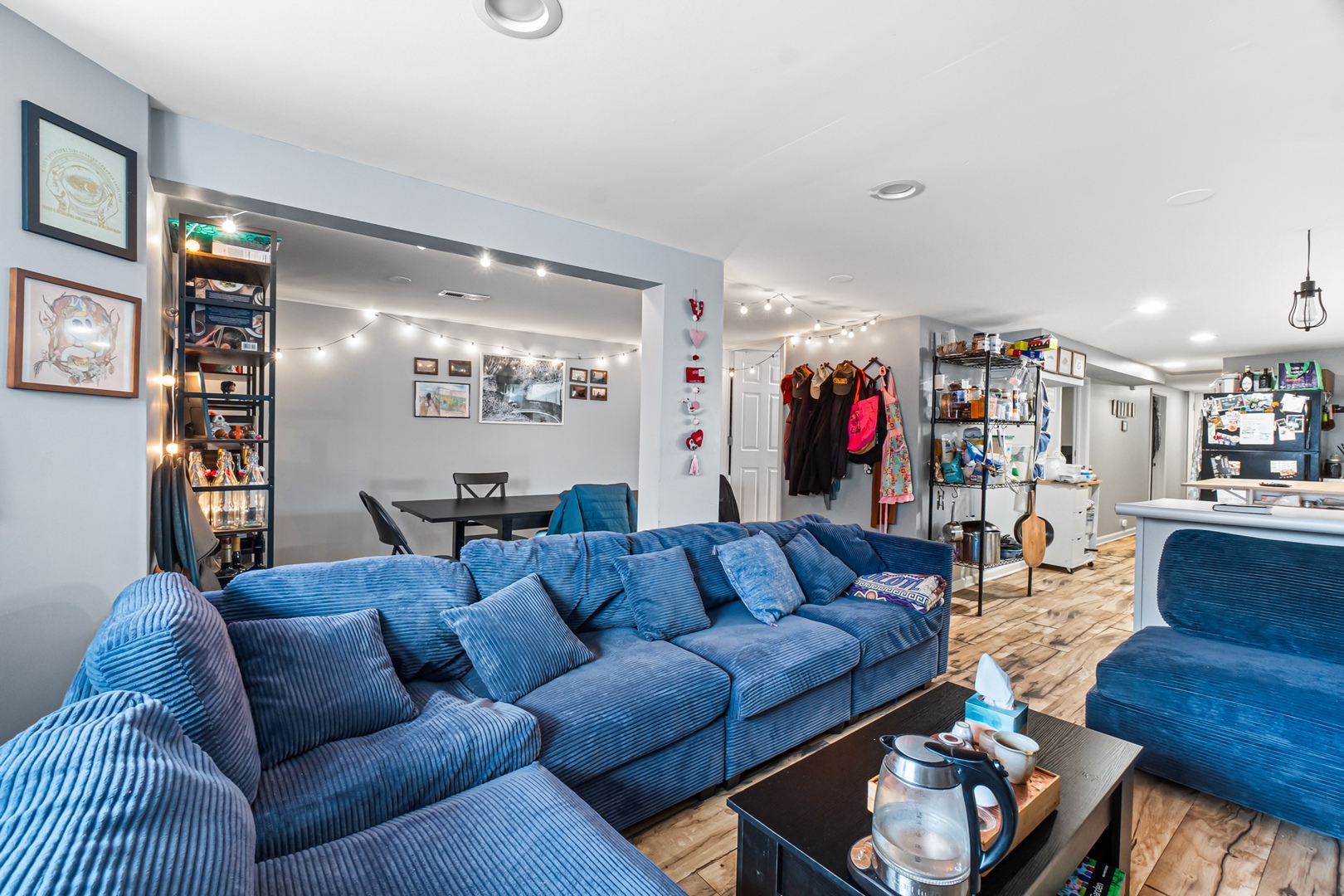 4021 N Whipple Street