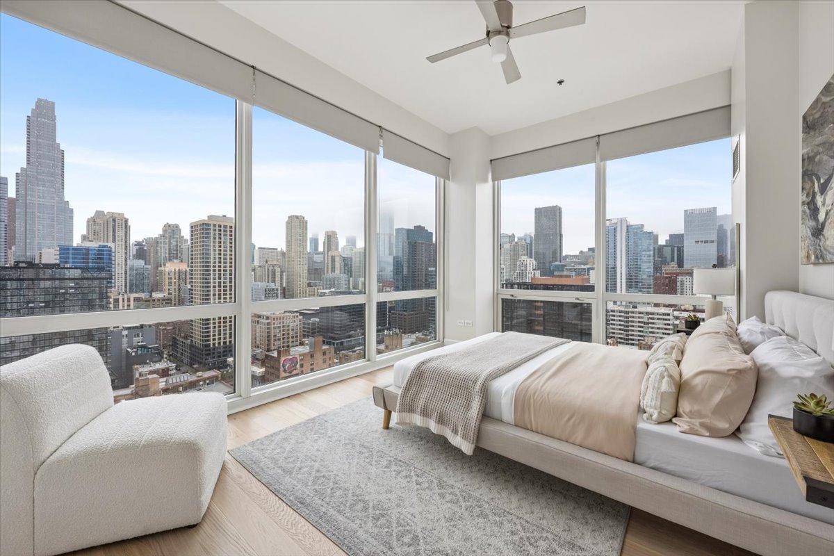 757 N Orleans Street Unit: 2206