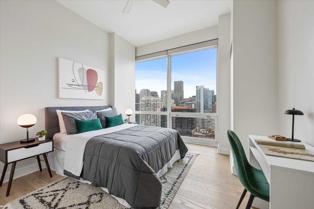 757 N Orleans Street Unit: 2206
