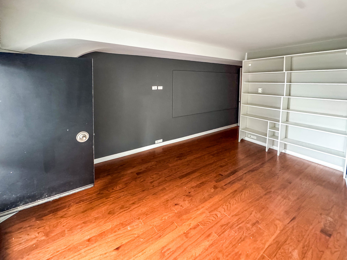 300 N STATE Street Unit: 3008