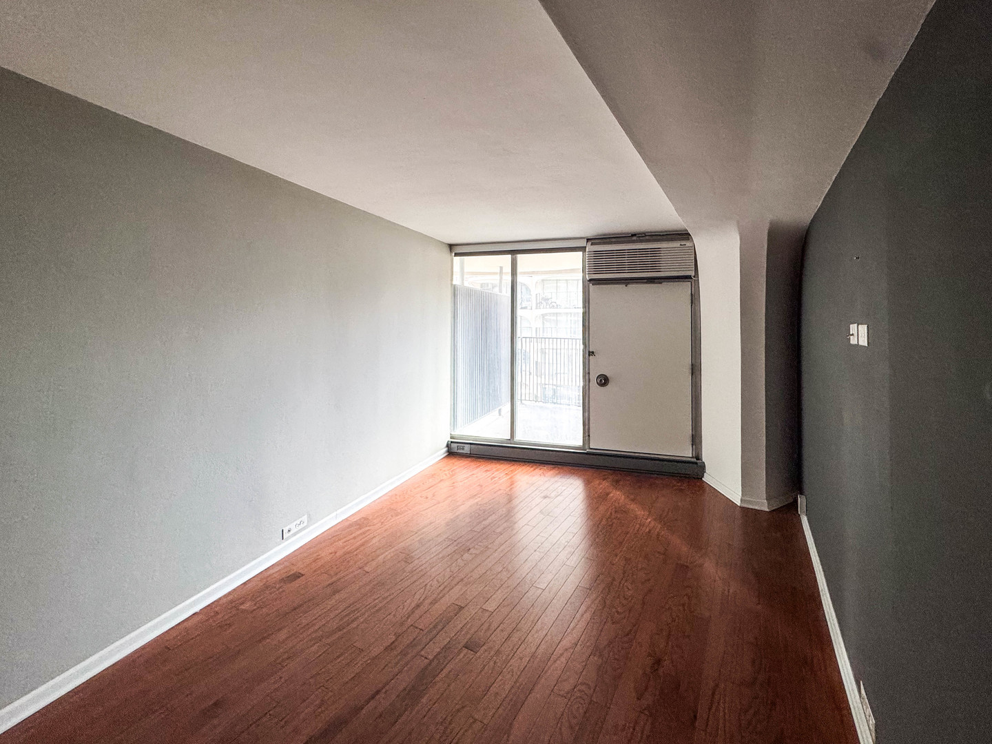 300 N STATE Street Unit: 3008